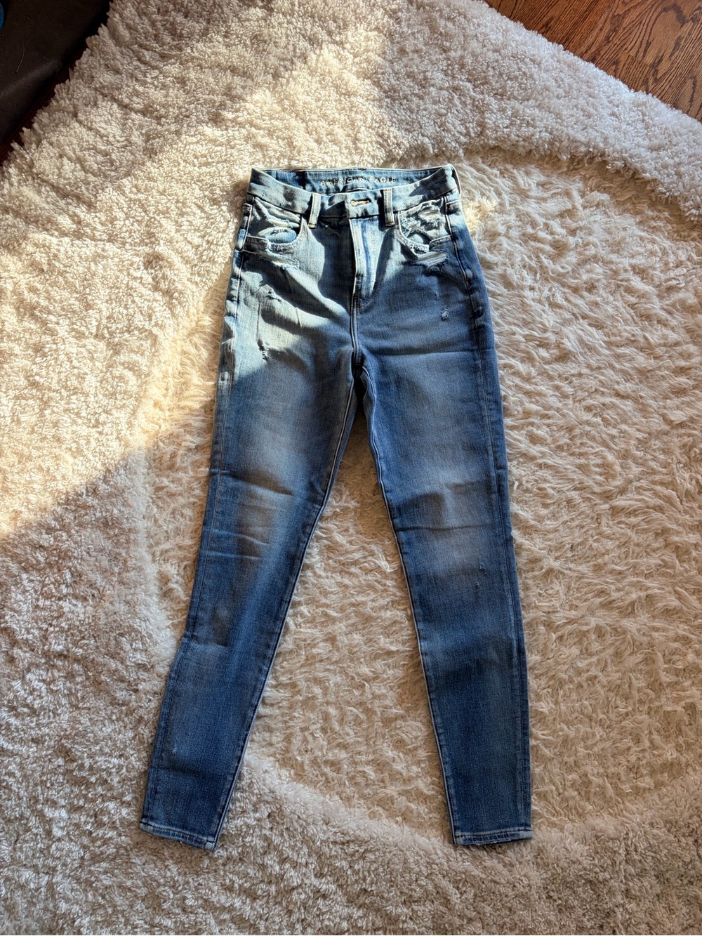 American Eagle Outfitters High-Rise Skinny Jeans - Light Blue Wash